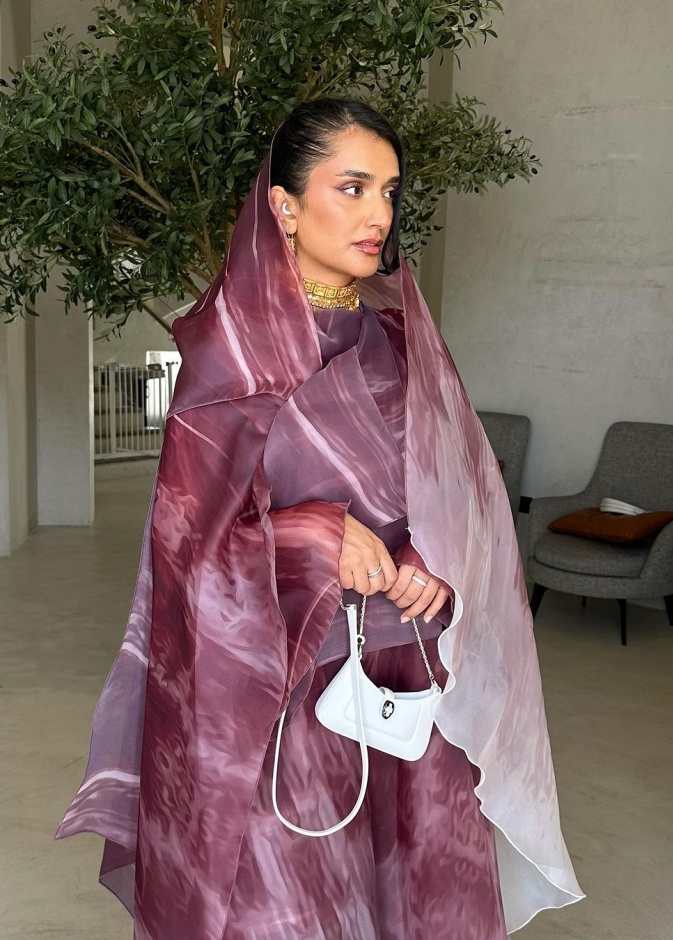 8 عبايات لصباحات عيد الأضحى من مصممات خليجيات 