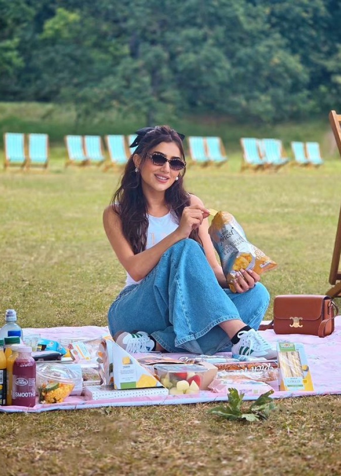 لقطة من رحلة مي عمر في Hyde park في لندن 
