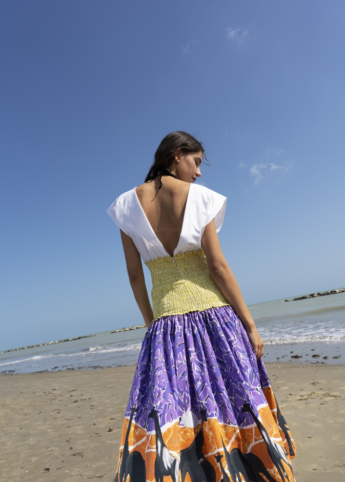 إطلالة من Stella Jean