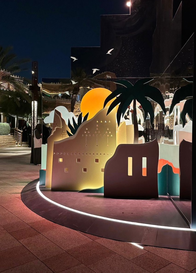 خاص "هي" خبايا معرض الفنانة السعودية إيثار بالخير في مطل البجيري 