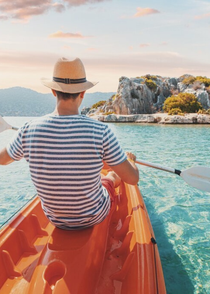 استكشاف ساحل اسكي لارا بواسطة قوارب الكاياك