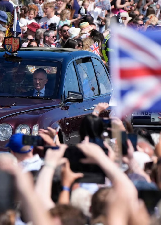 الملك تشارلز يحول سيارات بنتلي الملكية للعمل بالوقود الحيوي 