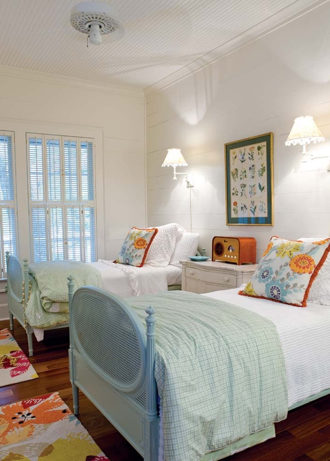 شمعدانات جدارية على طراز الفيتيج