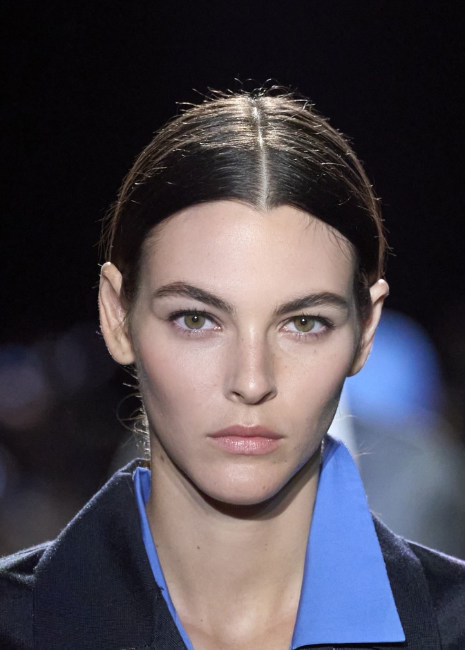  استمتعي بفوائد زيت اللوز الحلو لتعزيز نضارة وجمال بشرتكِ بشكل طبيعي في جميع الأوقات