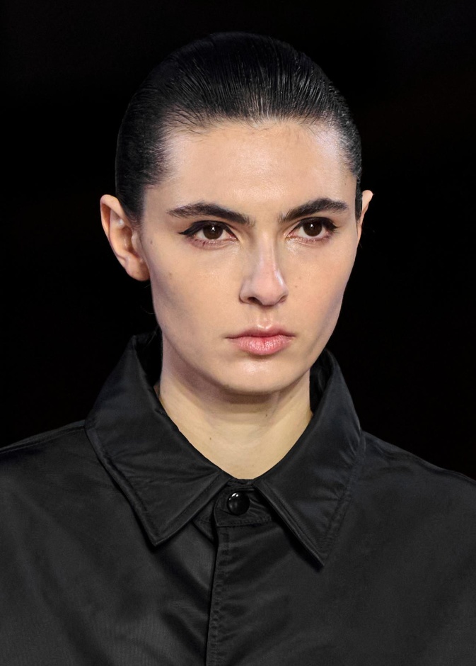 حافظي على نضارة بشرتكِ وصحة أنسجتها بعد التعرف على الأسباب التي تعيق فعالية منتجات العناية بالبشرة الخاصة بكِ