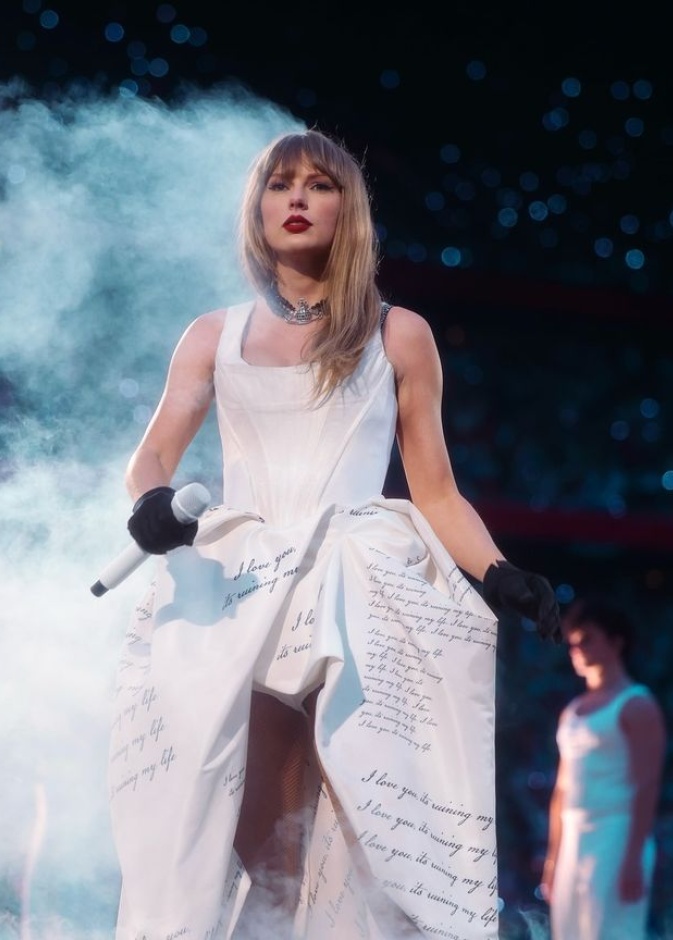 تايلور سويفت 