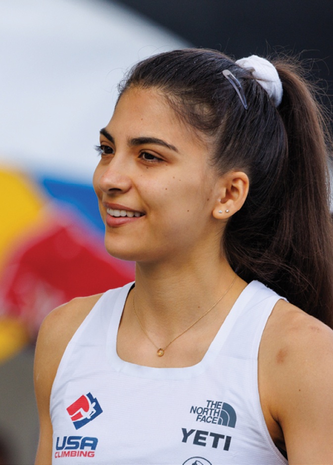 ناتاليا غروسمان" NATALIA GROSSMAN. تصوير: MARCO KOST، بواسطة: GETTY IMAGES