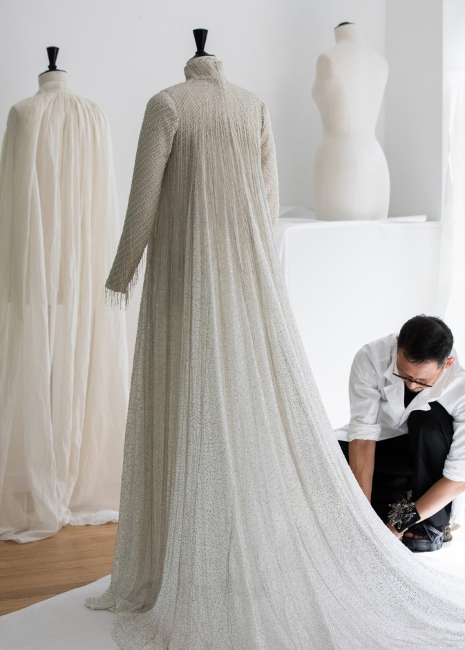 سيلين ديون وليدي غاغا في افتتاح أولمبياد باريس تألق وإبداع من توقيع Dior... اكتشفوا كواليس الإطلالتين