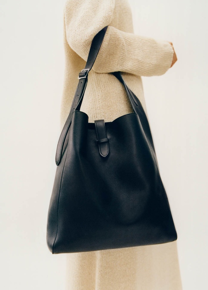 استكشفي أحدث تصاميم الحقائب: بين الفخامة والعملية علامات تتفوّق في ابتكاراتها