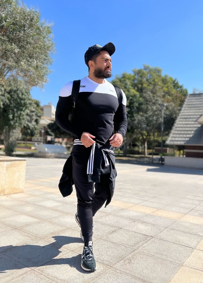 إطلالة رياضية من حساب تامر حسني على انستجرام 