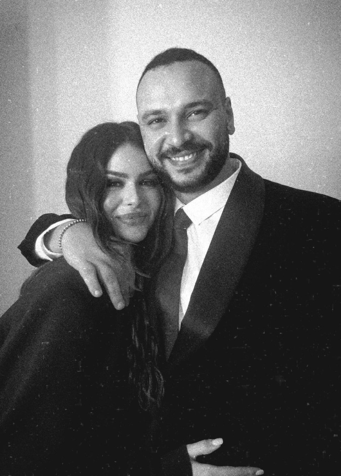 10 لقطات رومانسية جمعت هنادي مهنا وأحمد خالد صالح 