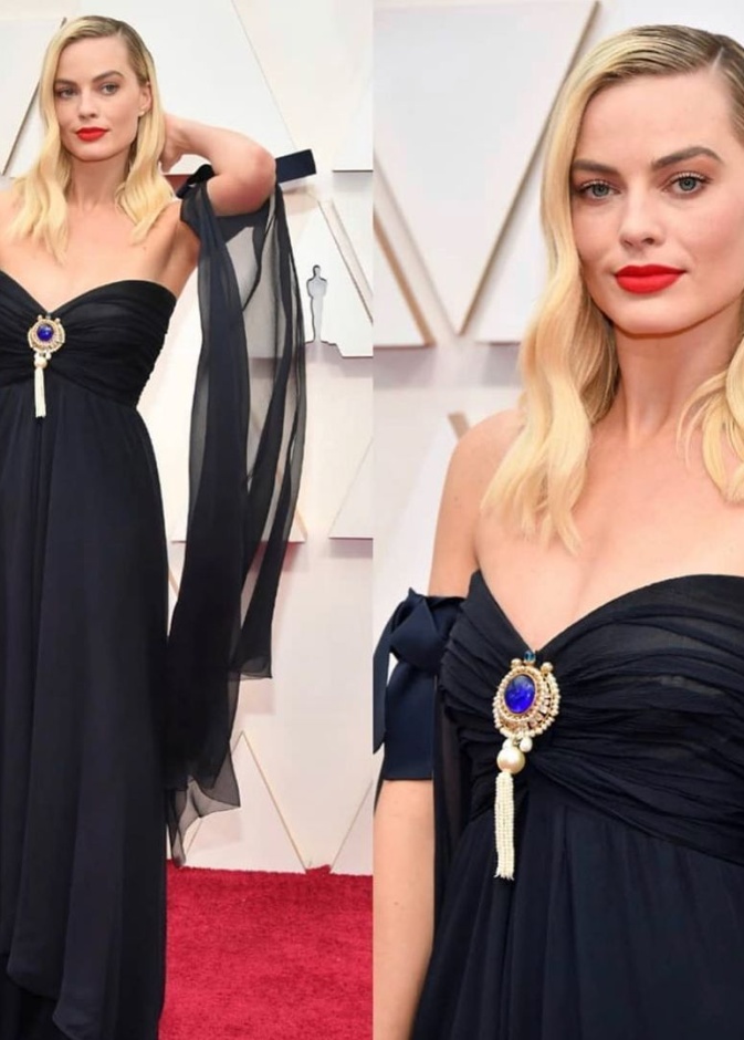 فستان أسود أنيق من دار شانيل 