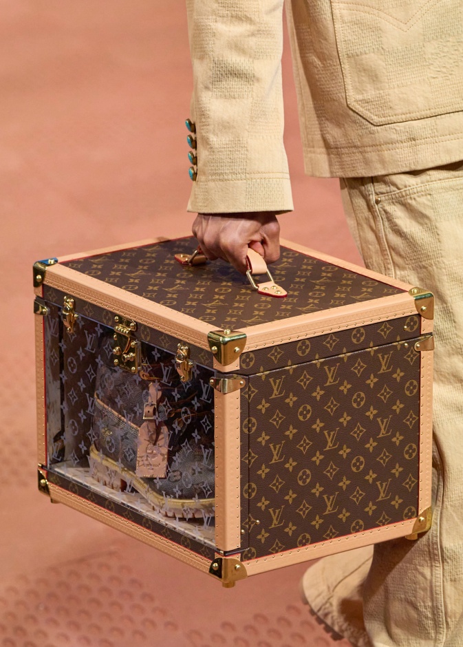 ... Louis Vuitton تكشف عن موعد إطلاق حذاء Timberland يحمل توقيع ويليامز المميّز