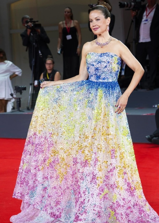 ريا ابي راشد 