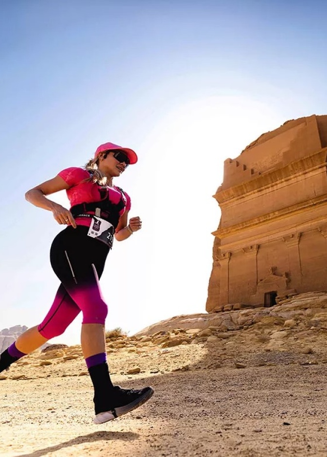 سباق لهيب العلا.. تجربة رياضية فريدة بين معالم العلا المذهلة