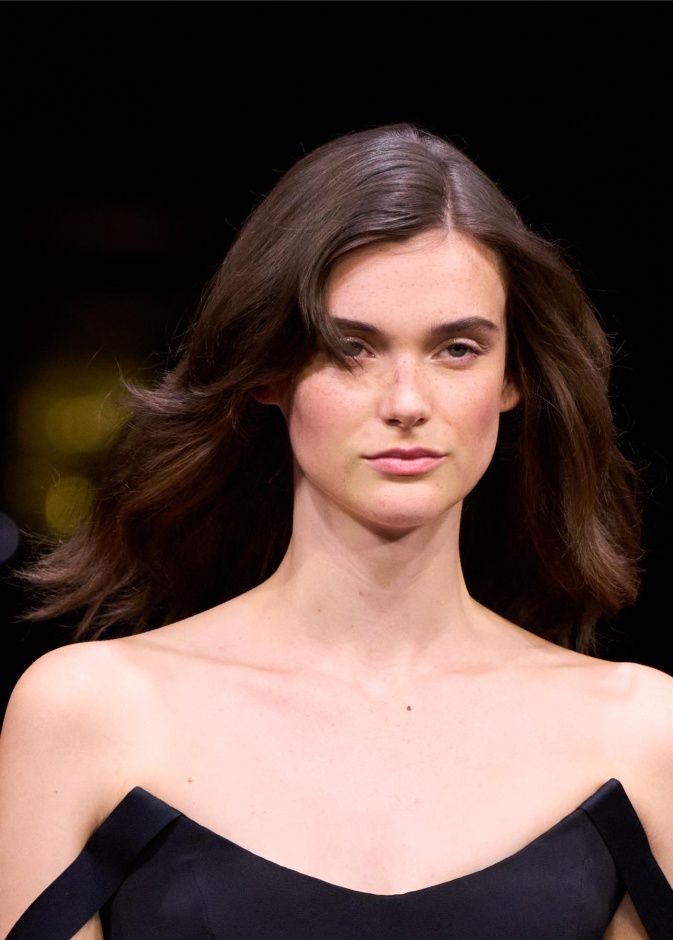 استمتعي بفوائد ماسك البيض للشعر قبل الاستحمام للحصول على بصيلات مفعمة بالحيوية والجمال