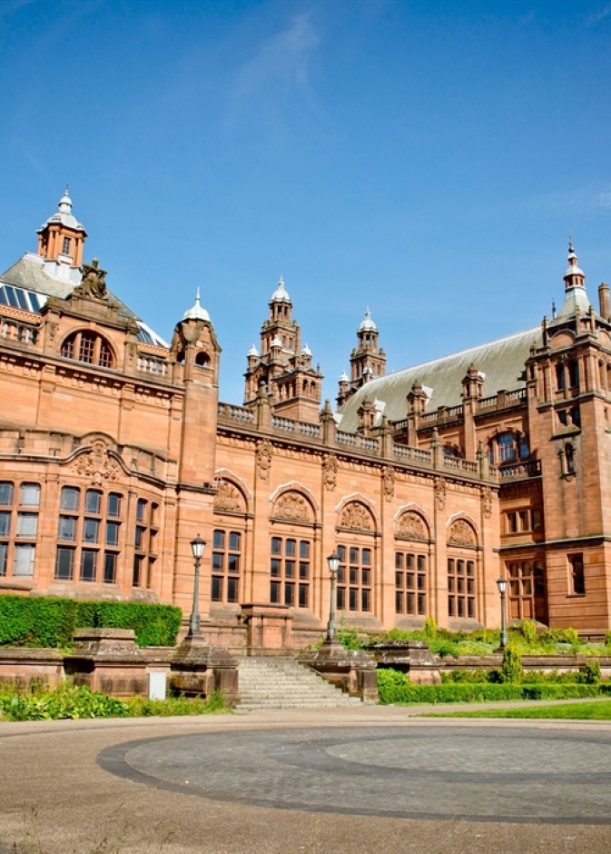 متحف كيلفينجروف للفنون والمتحف (Kelvingrove Art Gallery and Museum)