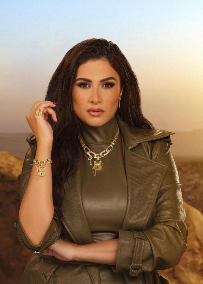 ياسمين عبد العزيز