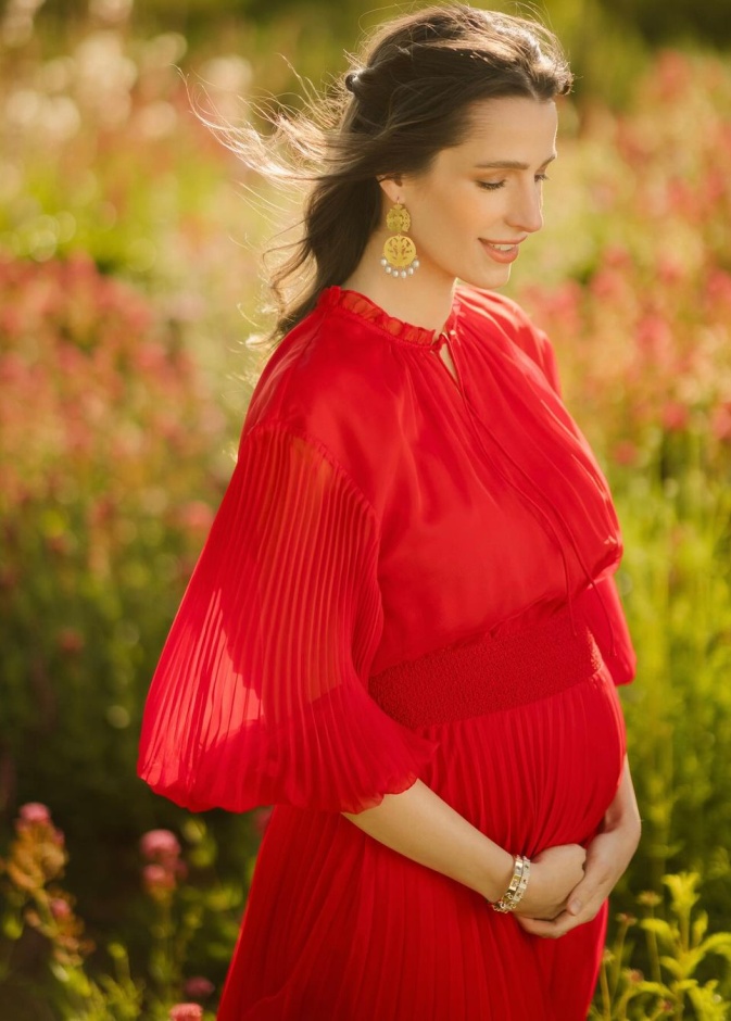 الأميرة رجوة والأمير الحسين