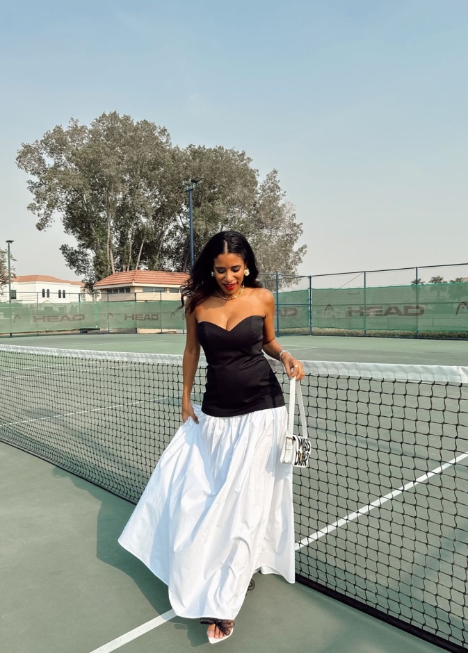 صيحة فساتين الخصر المنخفض