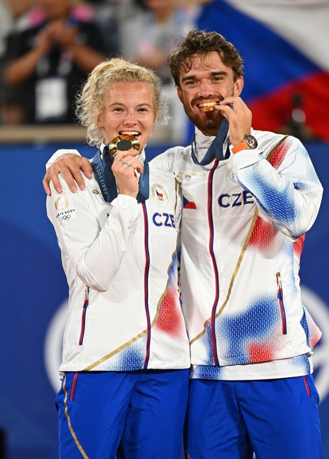 كاترينا سينياكوفا وتوماس ماتشاك 