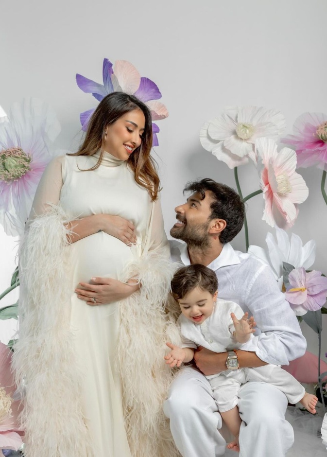  فرح الهادي وعائلتها