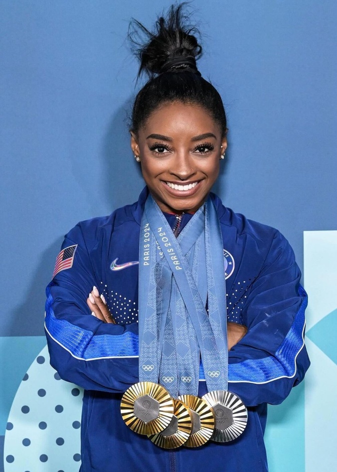 سيمون بايلز