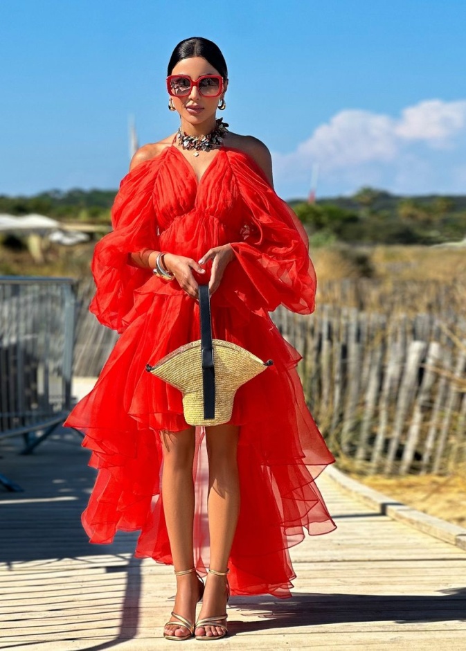 مهيرة عبدالعزيز