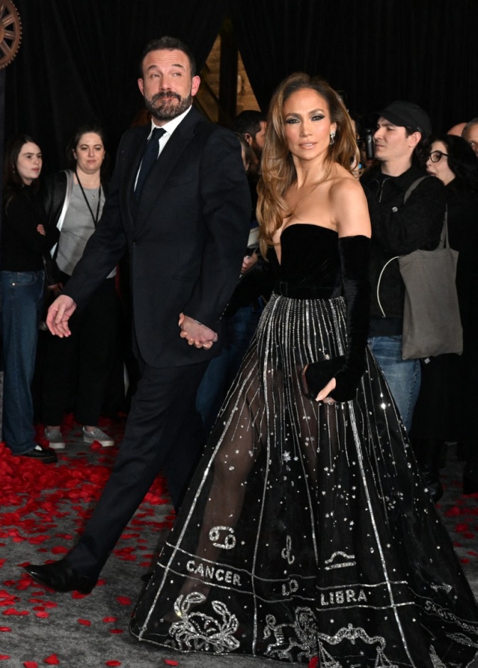 جينيفر لوبيز وبن افليك