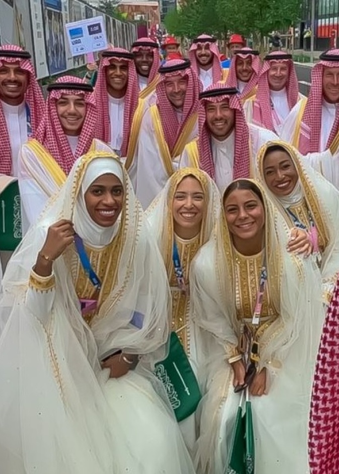 علياء السالمي تنسج عبق التراث في أزياء البعثة السعودية لأولمبياد باريس 2024 وتكشف التفاصيل لـ"هي"