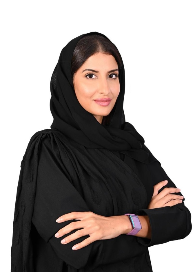 دينا الحارثي أحدث عضو في اللجنة السعودية لليوغا تكشف لـ"هي" خططها لتطوير رياضة اليوغا آسانا في المملكة