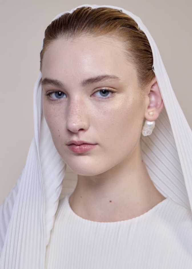 تقشير الوجه في موسم الخريف..لبشرة متجددة ومتوهجة