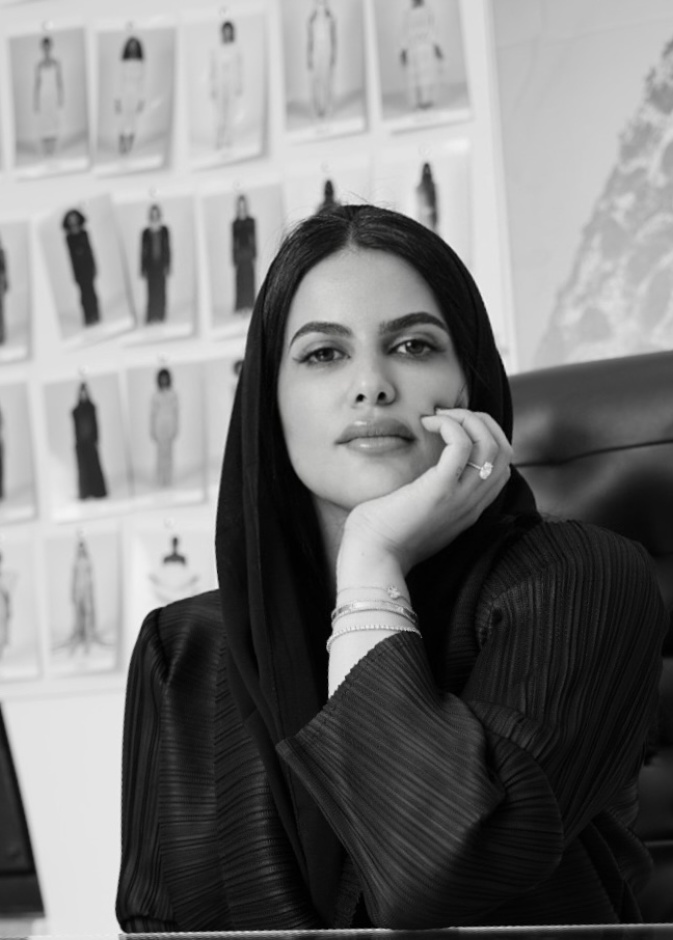 عصر الموضة الجديد.. كوثر الهريش لـ"هي": الأهداف الطموحة للمملكة خلقت بيئة ملائمة لازدهار صناعة الأزياء