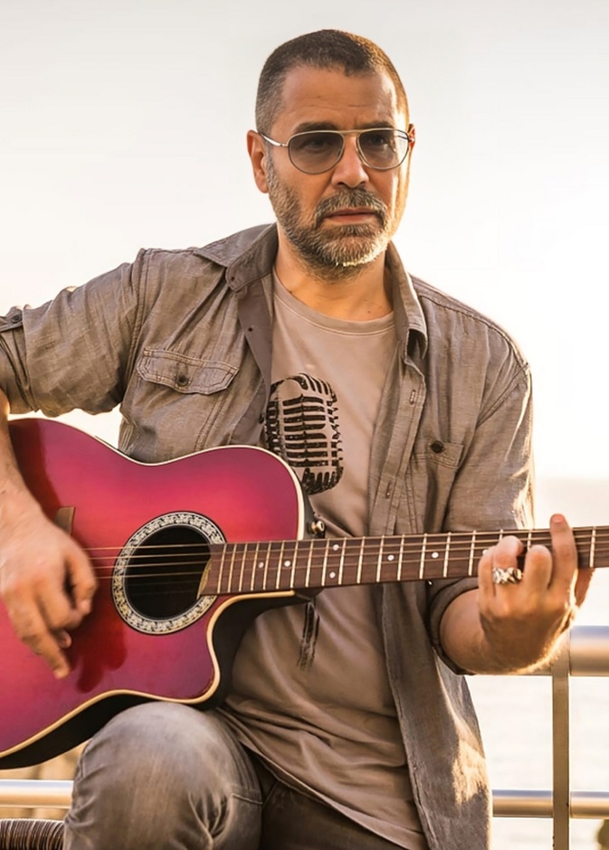 الفنان اللبناني يوري مرقدي