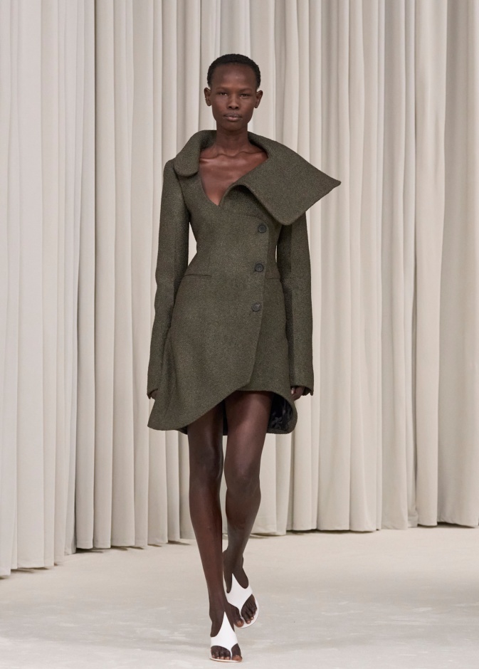 مجموعة Ferragamo ربيع و صيف 2025