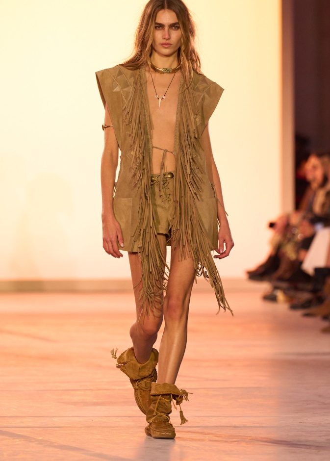 مجموعة Isabel Marant لربيع وصيف 2025
