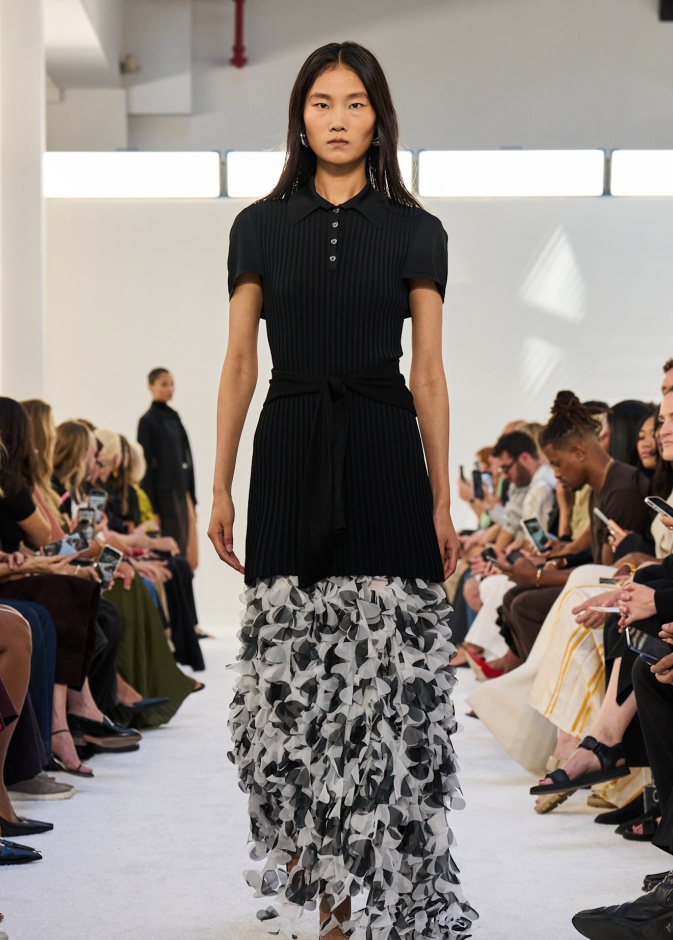 مجموعة Brandon Maxwell لربيع وصيف 2025