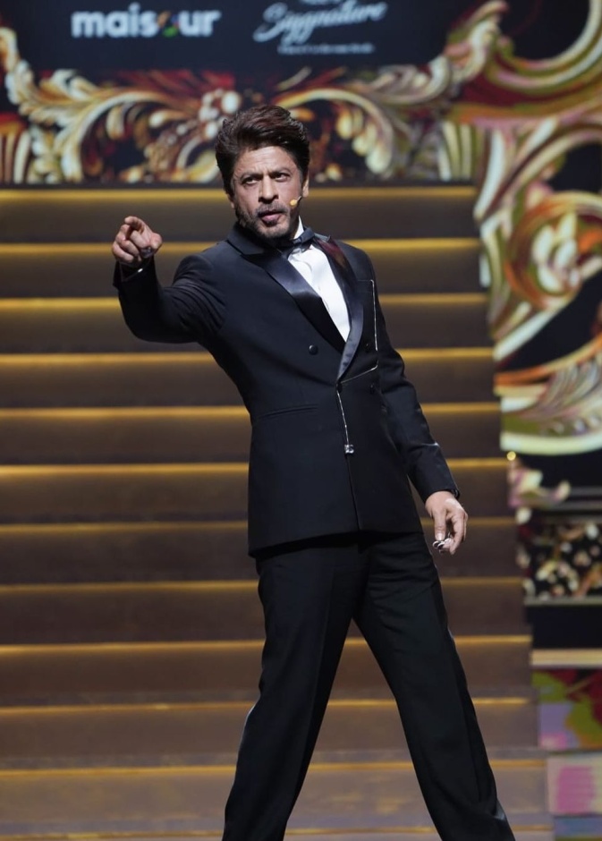 شاروخان في  حفل IIFA