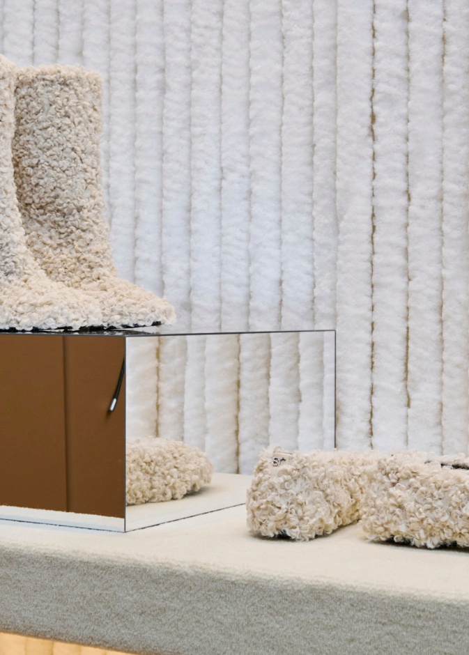 Sergio Rossi تصاميم أحذية الفرو من