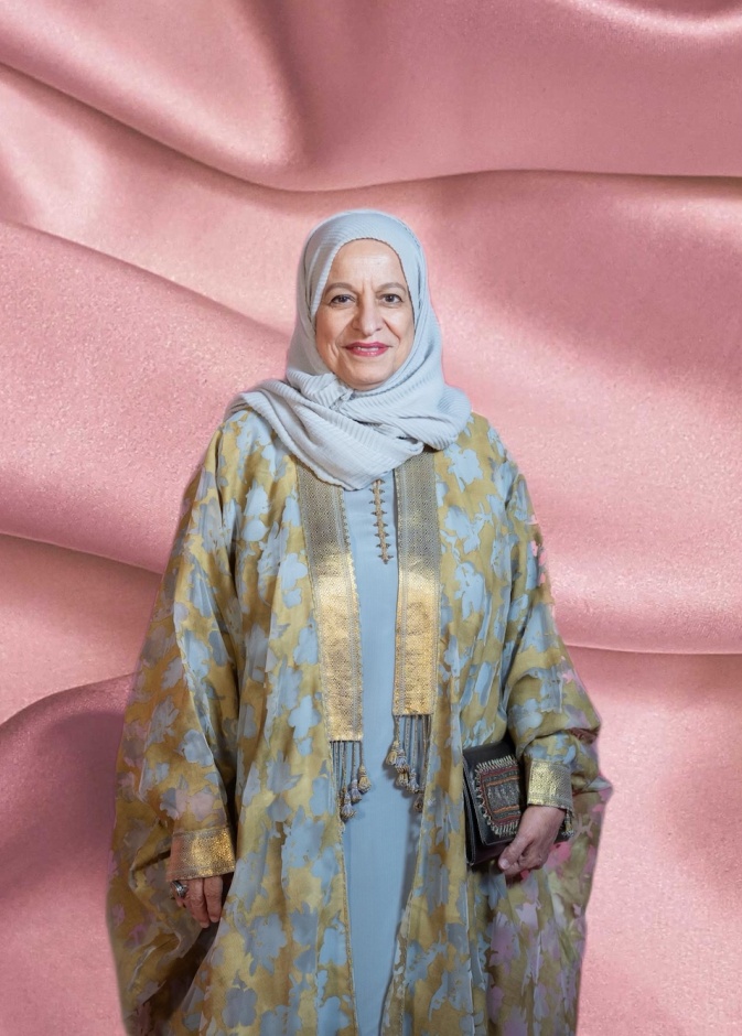 عصر الموضة الجديد: د.ليلى البسام لـ"هي" الحفاظ على الهوية السعودية سيمكن المصمم من تحقيق التميز