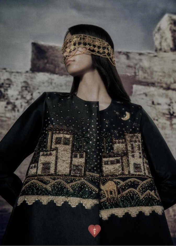 عبايات اليوم الوطني السعودي: تصاميم تجمع بين التراث والأناقة للاحتفال بالموروث السعودي