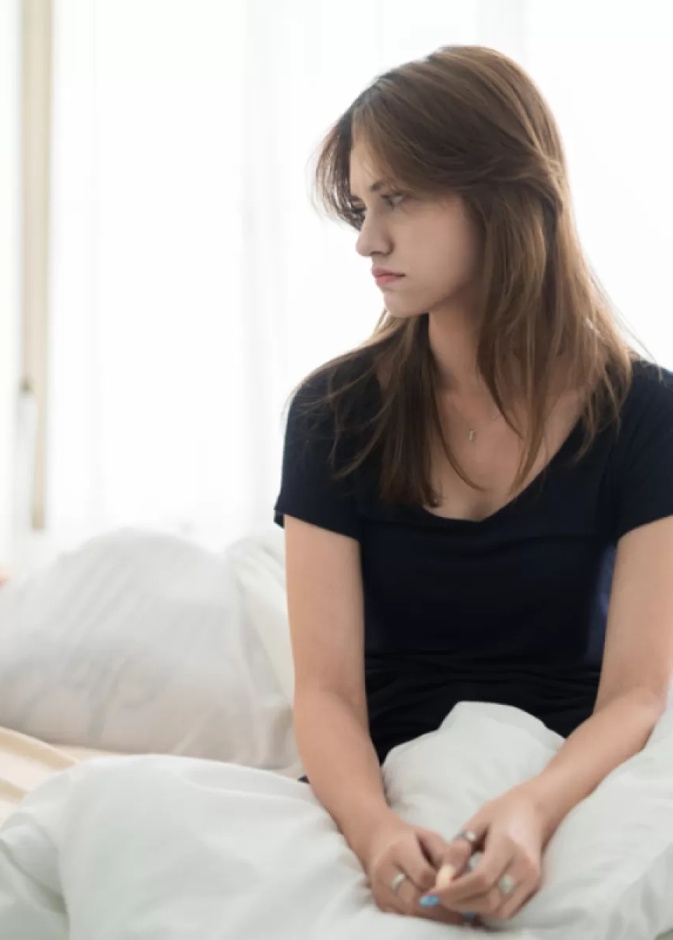 أبراج تشعر بالإهمال العاطفي في علاقاتها