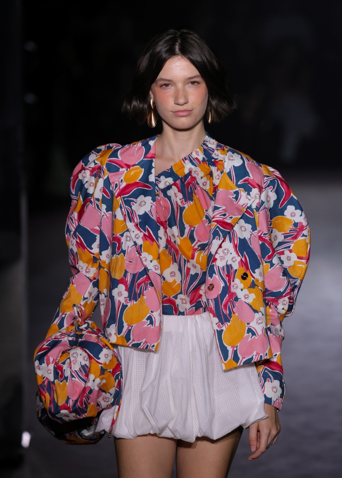 عمليات تجميلية لعلاج ترهلات الفخذين وشدّها