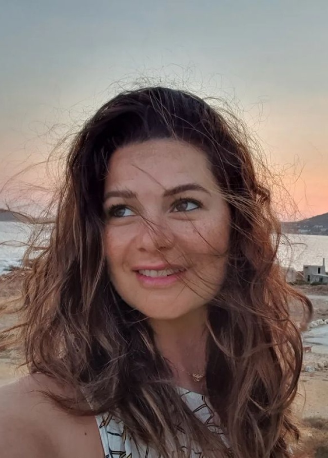 الفنانة يسرا اللوزي - صوة من حسابها على اتسنغرام