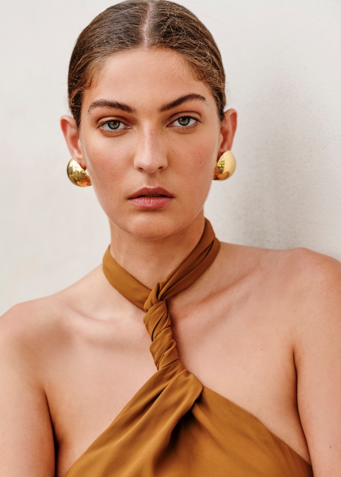 عطور الذكاء الإصطناعي للمرأة والرجلبنفحات عصرية ومميزات تحاكي التكنولوجيا