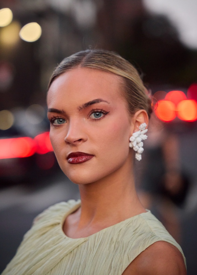 صيحات جمالية أساسية لإبراز ملامحك في خريف 2024 