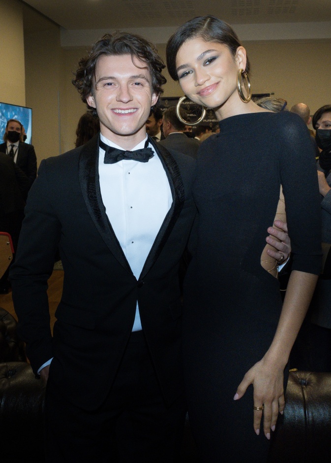  زندايا وتوم هولاند 