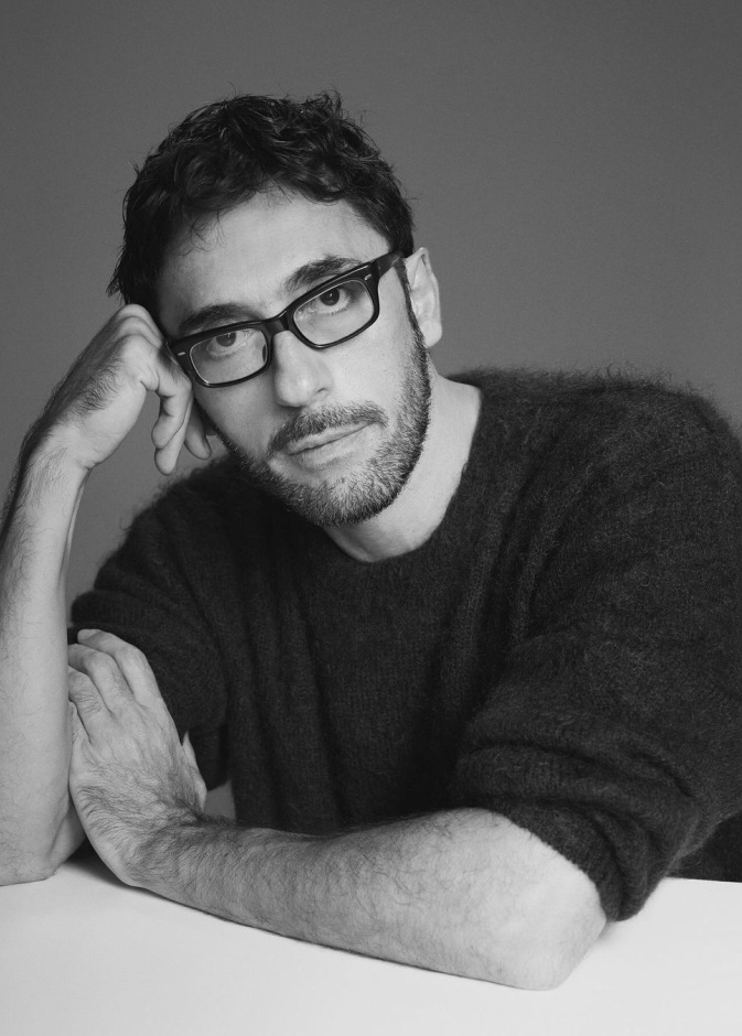 "لورينزو سيرافيني" Lorenzo Serafini 