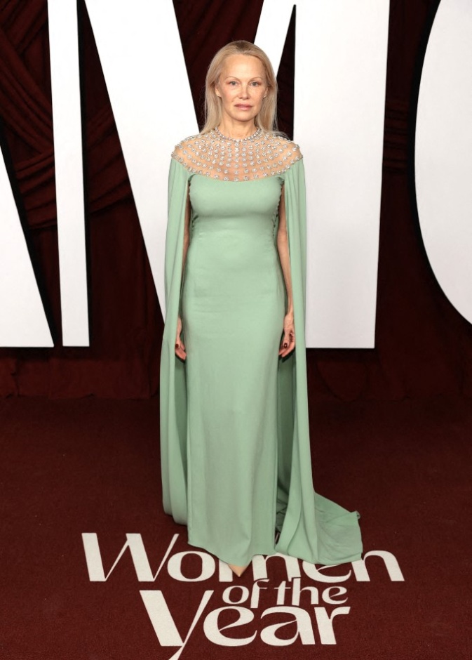 باميلا اندرسون