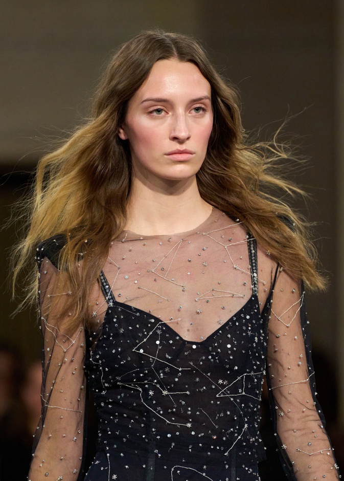 يمكنك صنع ماسك التمر للبشرة لترطيبها بعمق